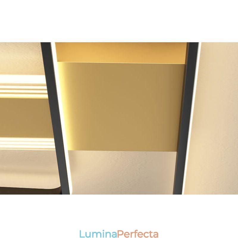 Plafoniera din acrilic cu montaj geometric