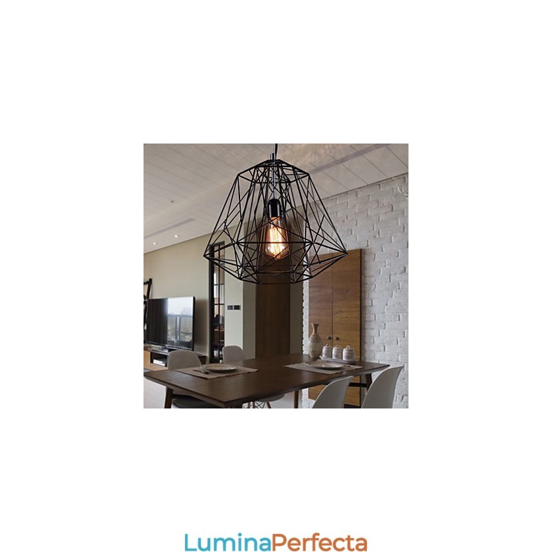 Pandantiv cu abajur din împletitură neagră