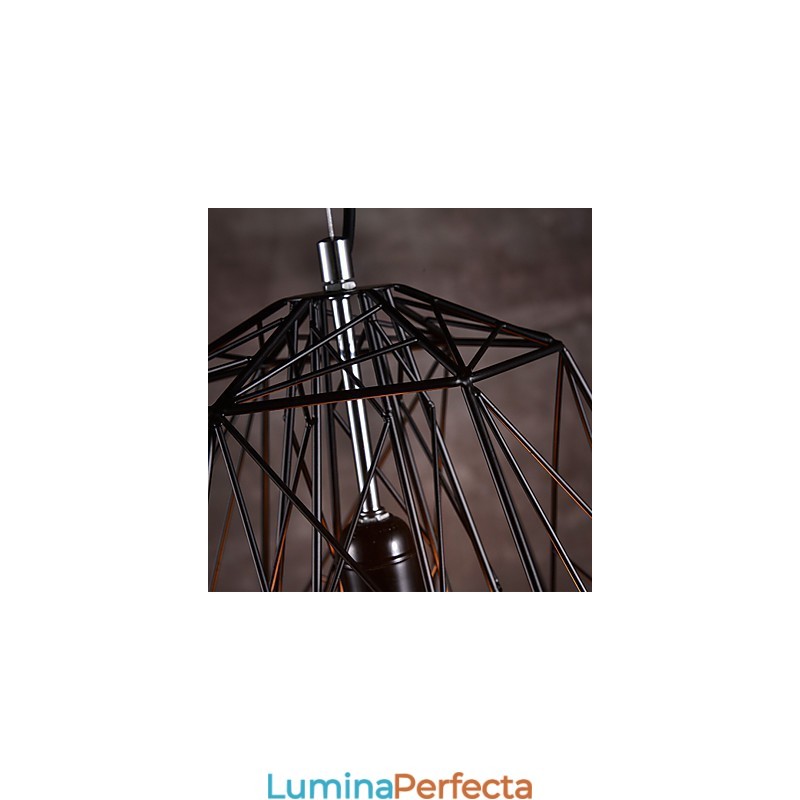 Pandantiv cu abajur din împletitură neagră