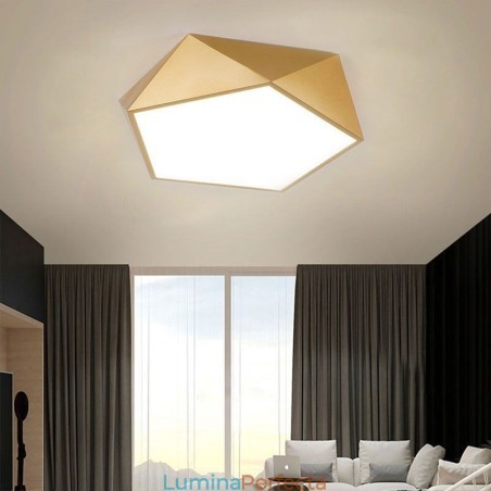 Plafoniera din acrilic cu montaj geometric auriu Plafoniera din acrilic cu montaj geometric auriu