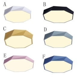 Plafoniera modernă cu montaj încastrat cu design special octogonal. Lampă ultra subțire