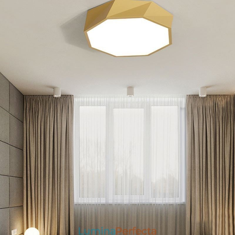 Plafoniera modernă cu montaj încastrat cu design special octogonal. Lampă ultra subțire