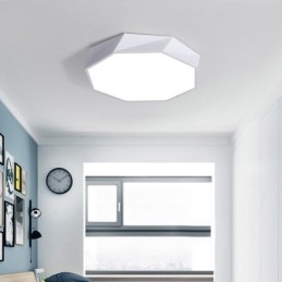 Plafoniera modernă cu montaj încastrat cu design special octogonal. Lampă ultra subțire