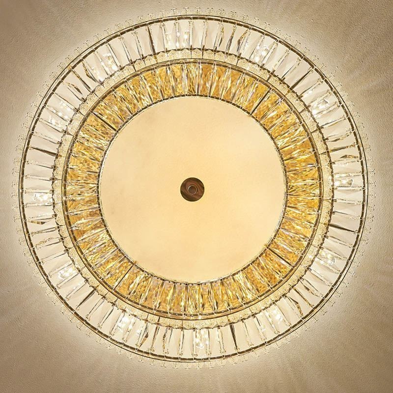 Plafoniera rotundă cu decorare din cristal