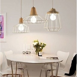 Candelabru metalic iluminat C Simplu