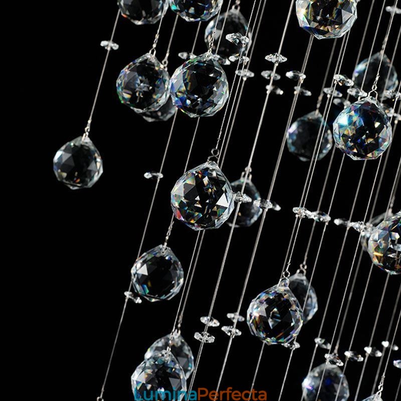 Plafoniera modernă cu lustre din cristal
