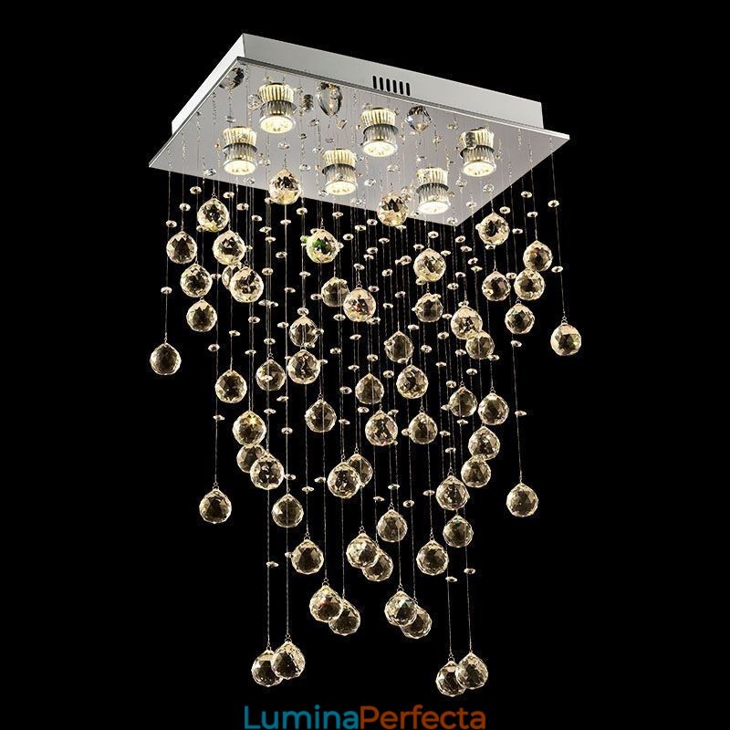 Plafoniera modernă cu lustre din cristal