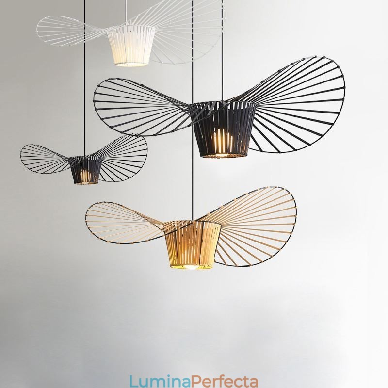 Lampă suspendată, modernă, simplă, un singur fier, în formă de pălărie. Plafoniera