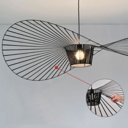 Lampă suspendată, modernă, simplă, un singur fier, în formă de pălărie. Plafoniera