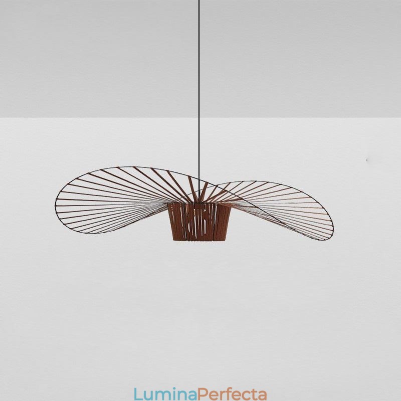 Lampă suspendată, modernă, simplă, un singur fier, în formă de pălărie. Plafoniera