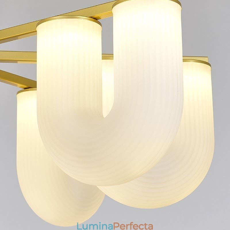Candelabru în formă de U, în stil franțuzesc, pandantiv