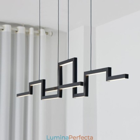 Candelabru modern din acrilic negru Candelabru modern din acrilic negru