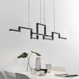 Candelabru modern din acrilic negru