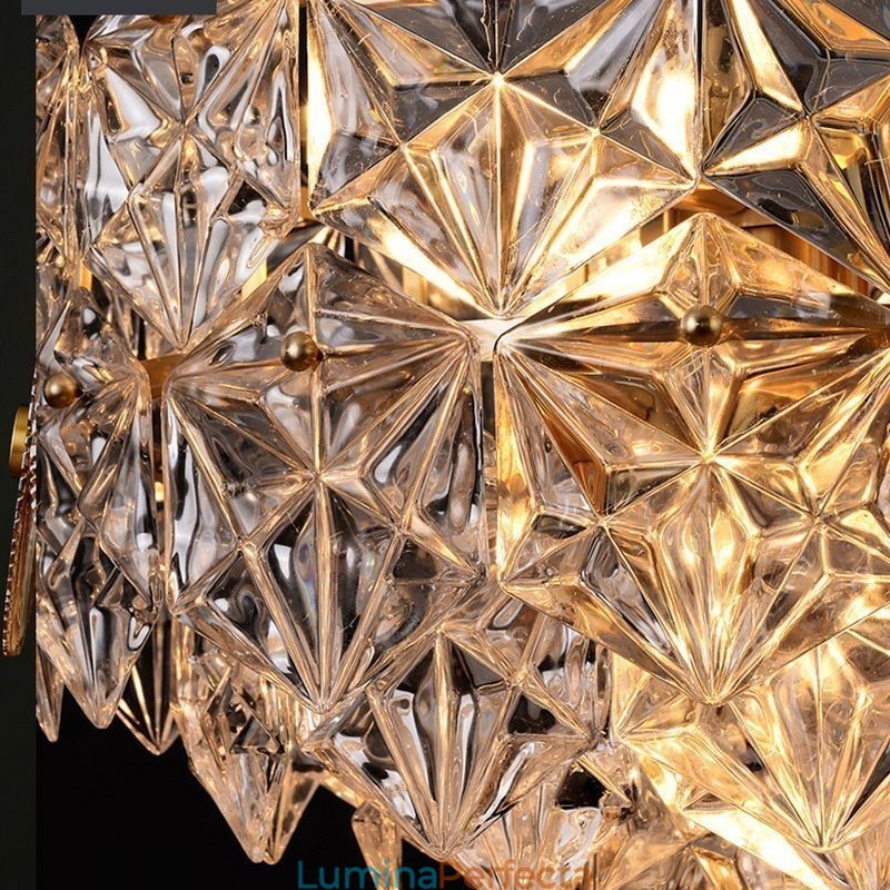 Lampă suspendată din sticlă europeană Candelabru modern în formă de con