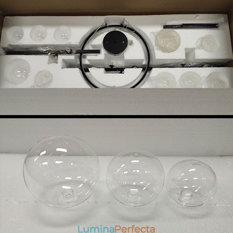 Candelabru modern din metal cu bule de sticlă transparentă