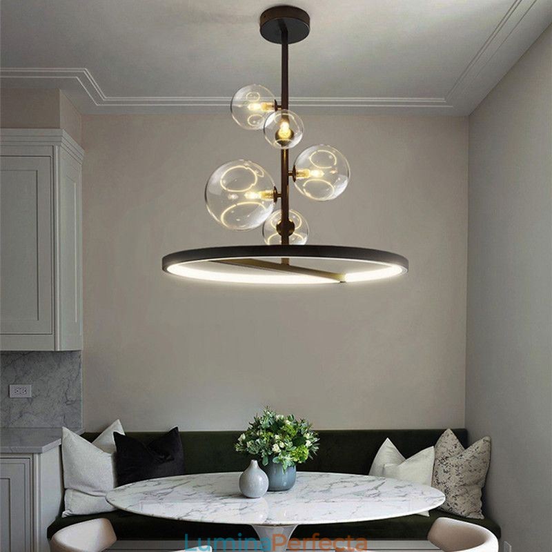 Lumini suspendate moderne Candelabru cu bule de sticlă
