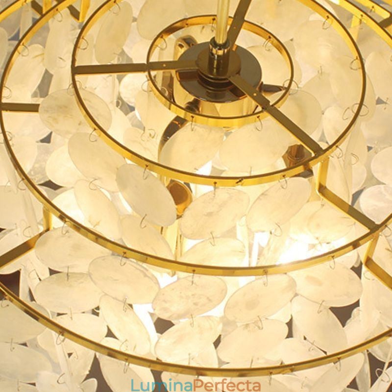 Candelabru modern cu picături de ploaie, abajur albă, iluminat de tavan