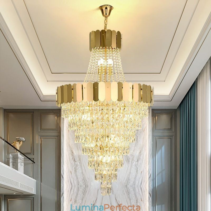 Lampă suspendată conică din cristal european