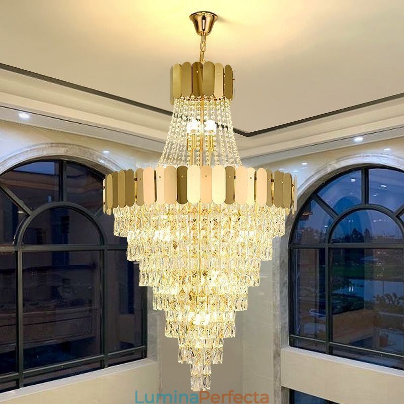 Lampă suspendată conică din cristal european
