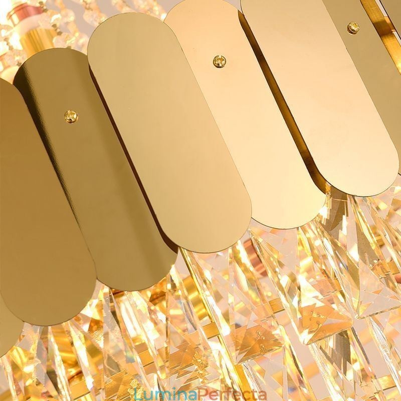 Lampă suspendată conică din cristal european