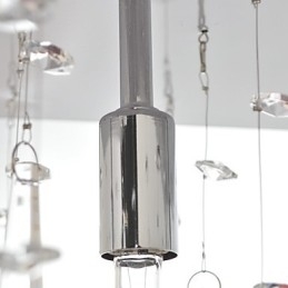 Candelabru tradițional din metal cromat din cristal