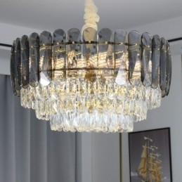 Plafoniera cu pandantiv din cristal