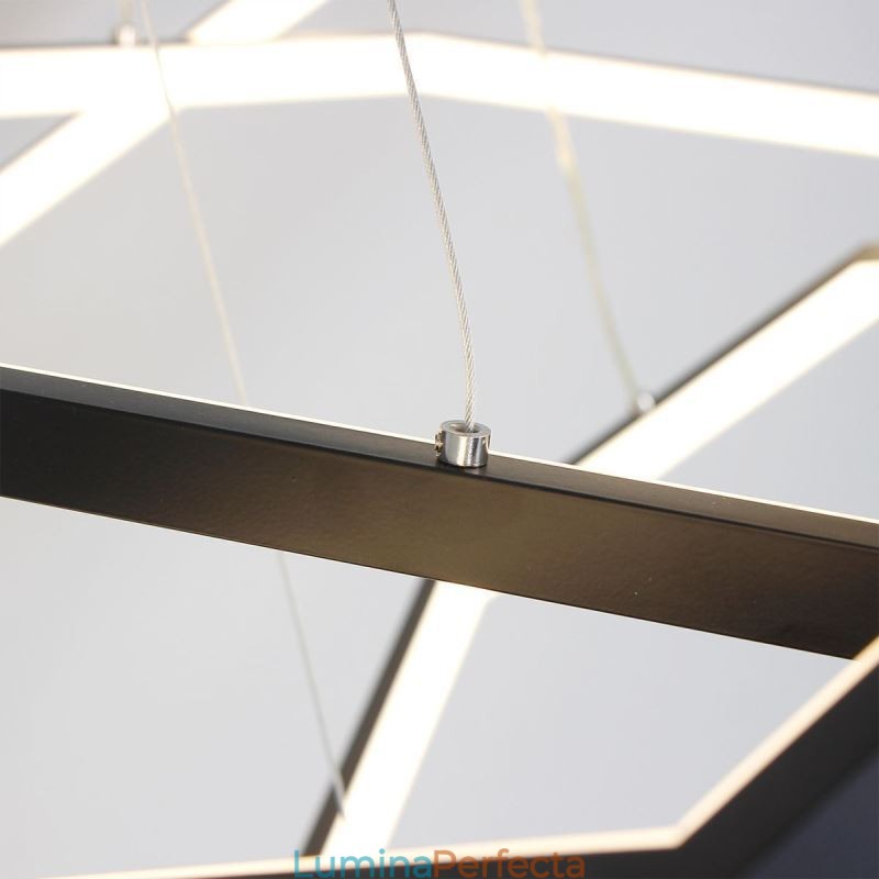 Lampă suspendată hexagonală modernă