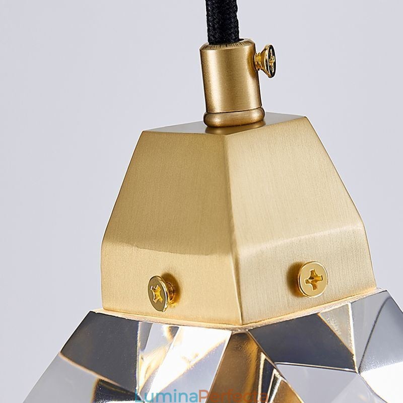 Plafoniera cu mini bilă simplă de cristal