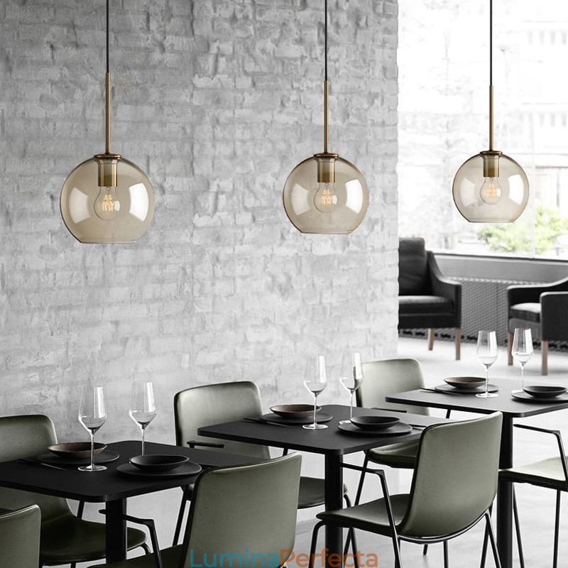 Lampă suspendată din sticlă Lumină decorativă din sticlă de culoare cognac minimalistă