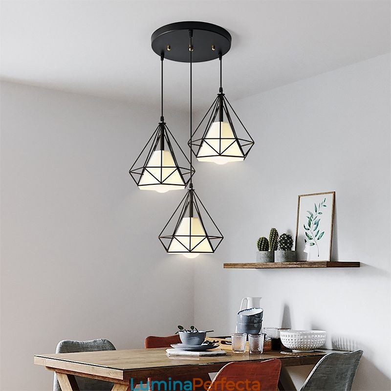 Lumină suspendată în formă de diamant Corp de iluminat decorativ modern minimalist
