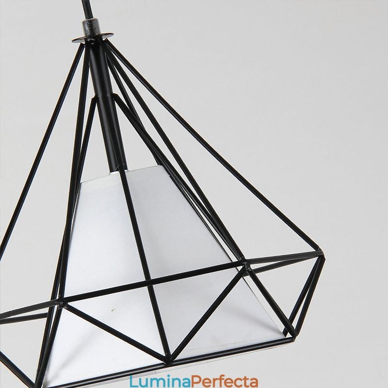 Lumină suspendată în formă de diamant Corp de iluminat decorativ modern minimalist