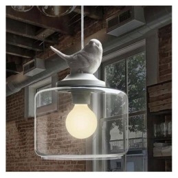 Lampă suspendată din sticlă în stil retro. Iluminat decorativ de pasăre