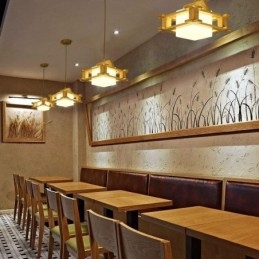 Lampă suspendată din stejar în stil nordic cu abajur din sticlă mată Cafe