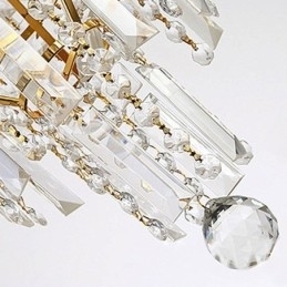 Candelabru conic modern, elegant, cu pandantiv din cristal