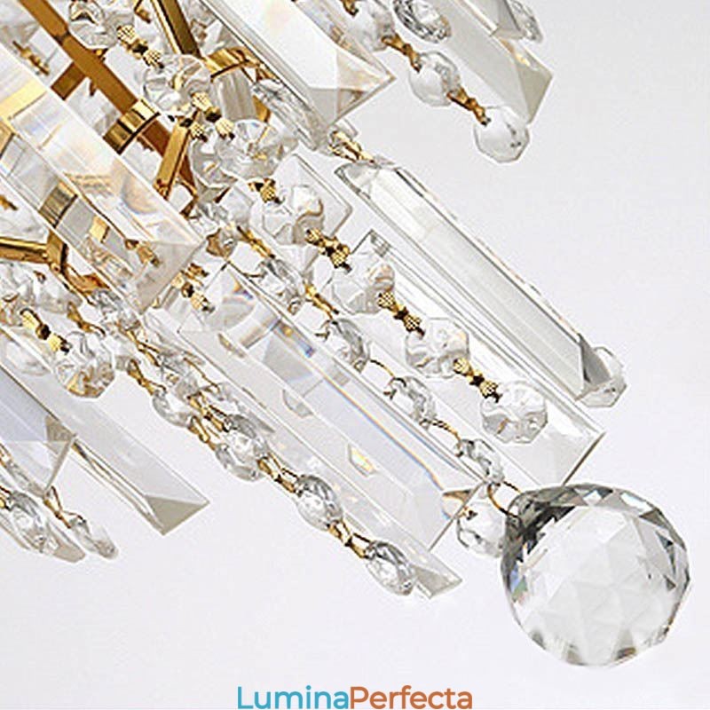 Candelabru conic modern, elegant, cu pandantiv din cristal