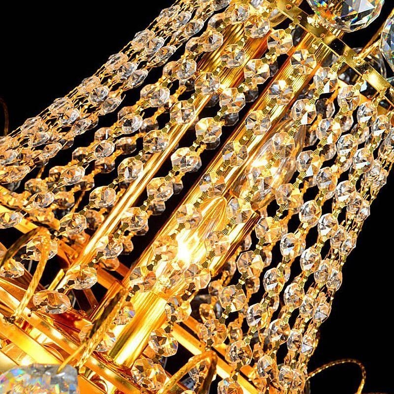 Candelabru de cristal cu pandantiv lung european