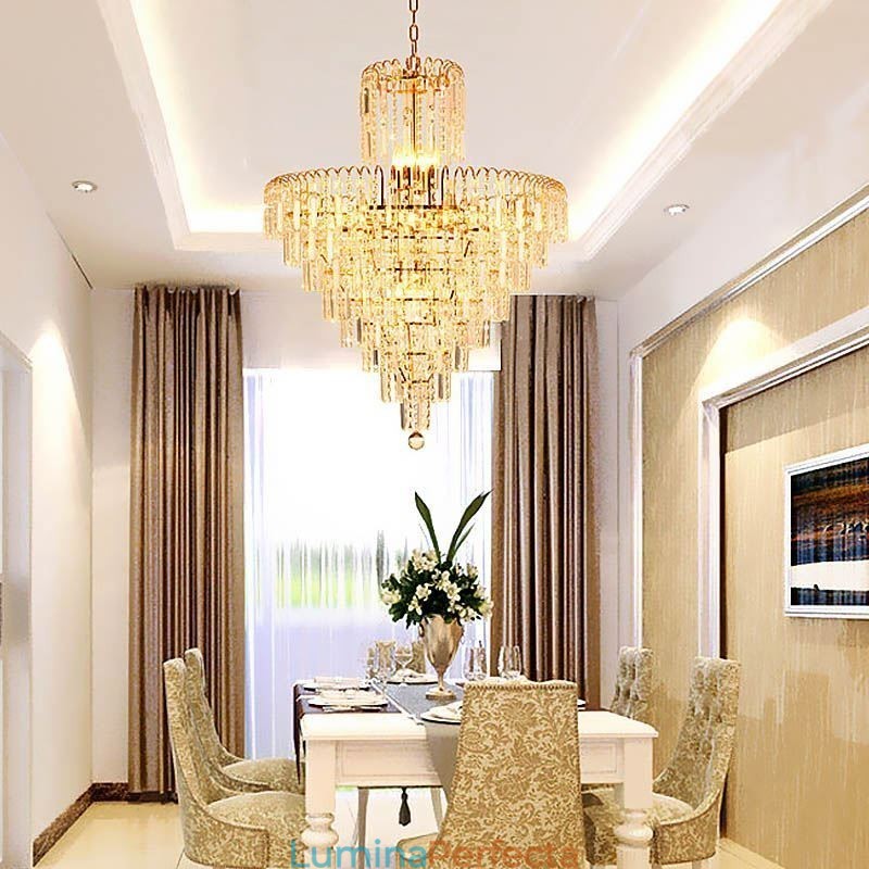 Candelabru conic modern, elegant, de cristal