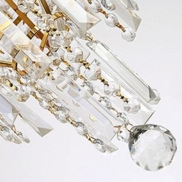 Candelabru conic modern, elegant, de cristal