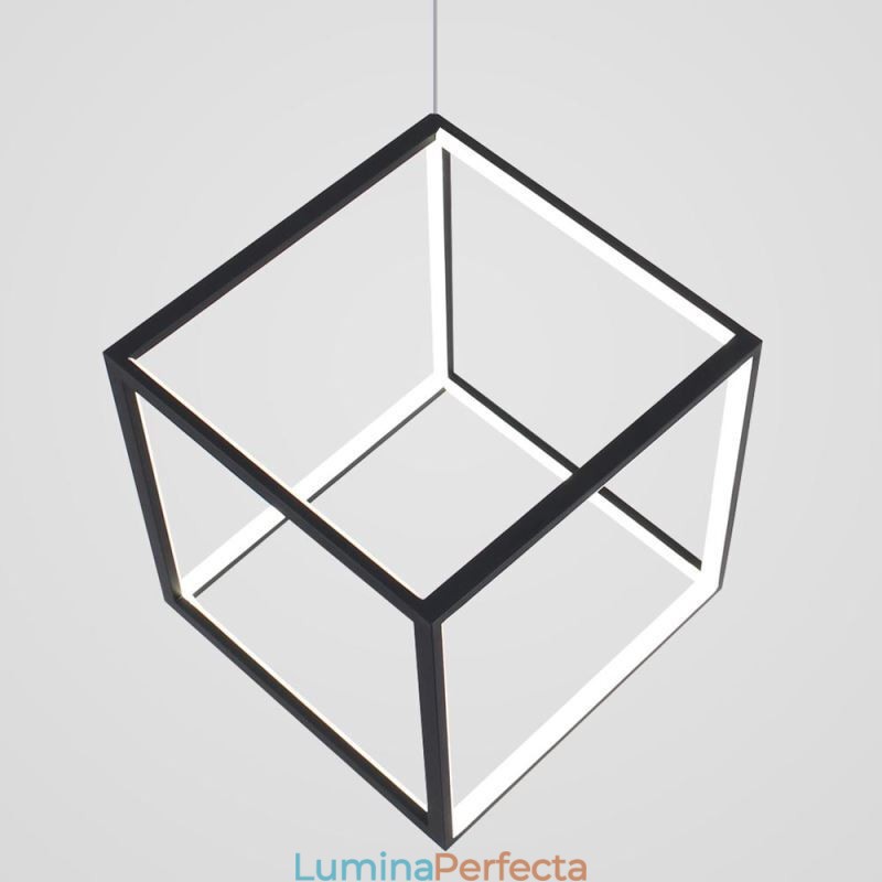 Lampă suspendată neagră Iluminare cub geometric