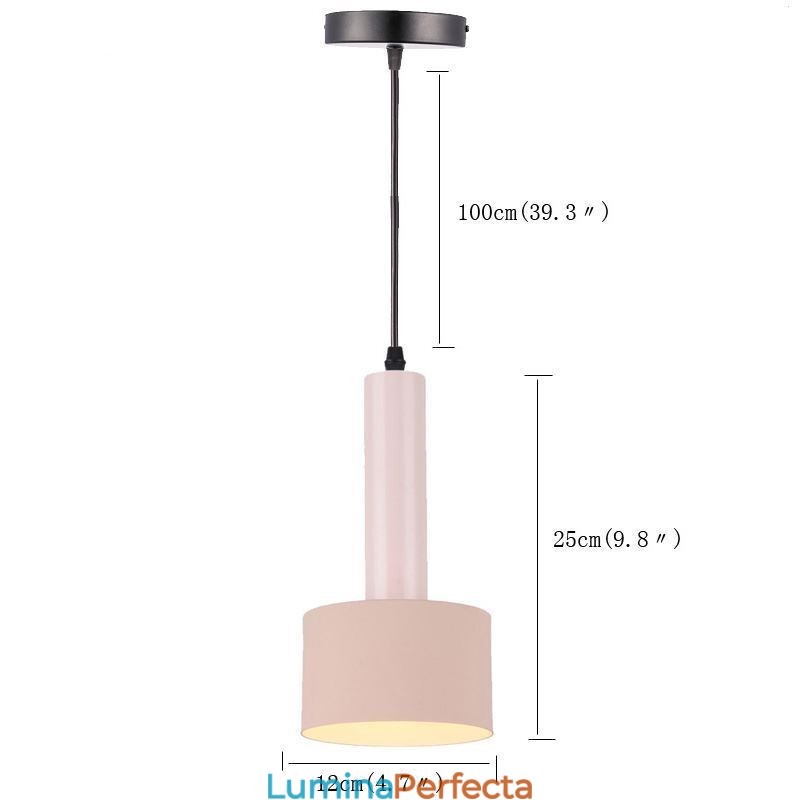 Lampă suspendată modernă, simplă, în formă de cilindru. Lampă de iluminat din aluminiu