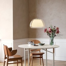 Plafoniera modernă simplă cu budincă din sticlă transparentă