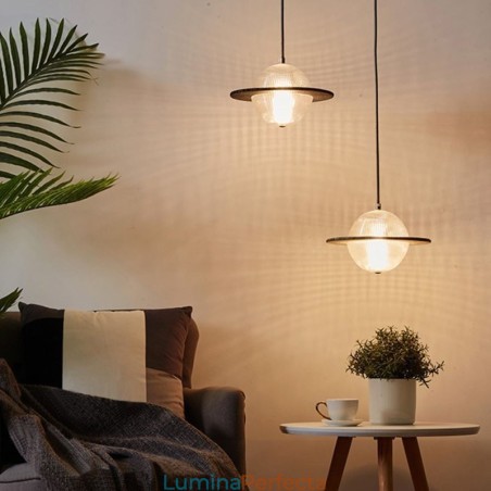 Lampă de tavan modernă din sticlă în formă de pendant