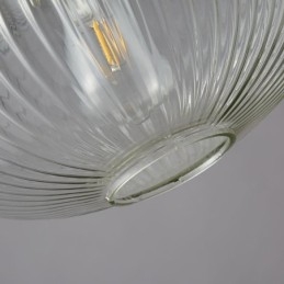 Lampă cu pandantiv modernă cu o lumină din sticlă