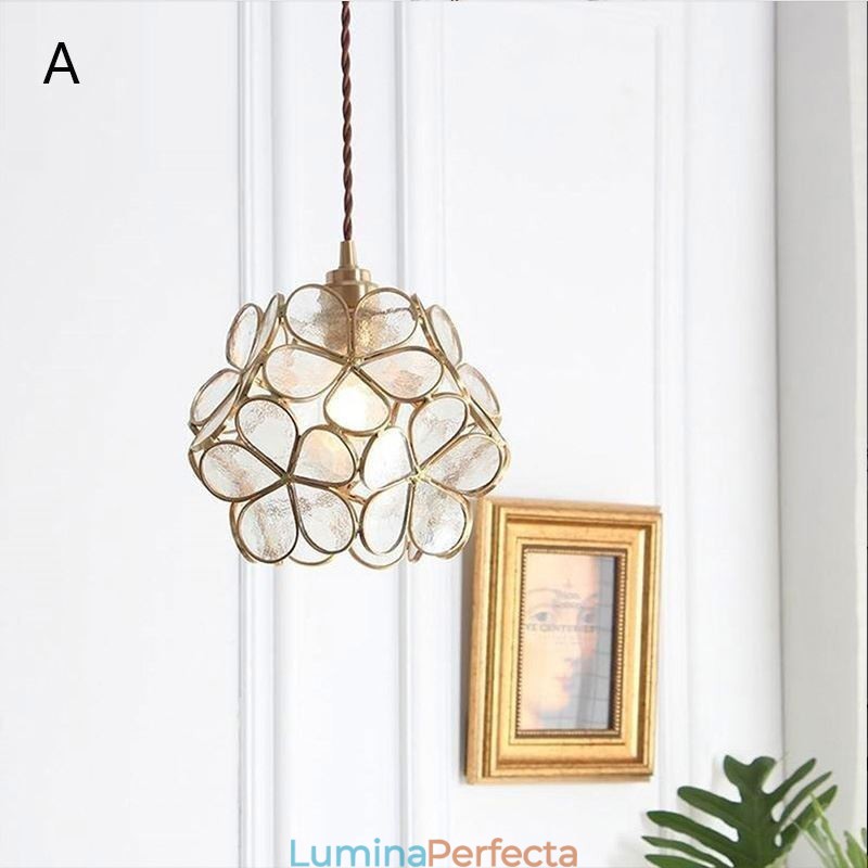 Lampă cu pandantiv creativă nordică Iluminare pentru casă din sticlă Lampă în formă de petală Lampă de noptieră