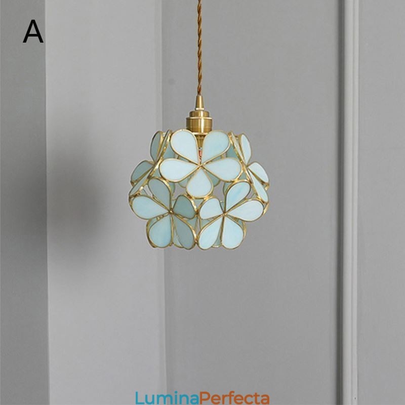 Lampă de suspendare creativă nordică Iluminare pentru casă din sticlă Lampă în formă de petală