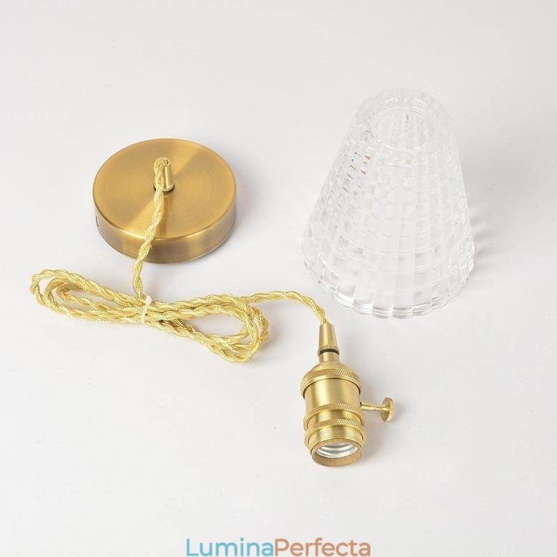Lampă de alamă cu suspendare din sticlă cu nervuri, pătrată, cu iluminare rotativă