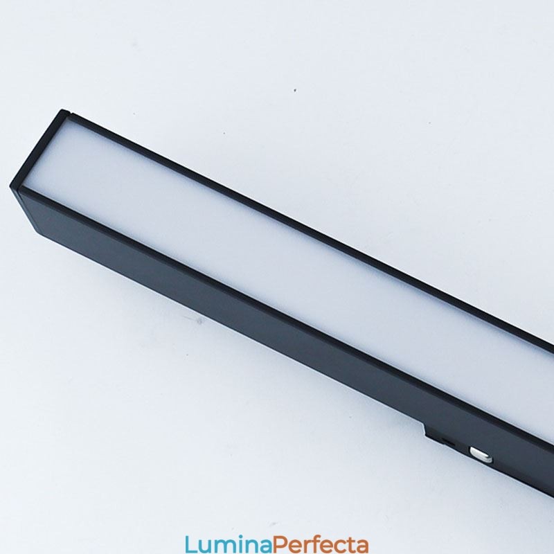 Proiector magnetic încastrat cu lumină liniară pe cale 36V