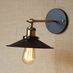 Vilă în stil industrial retro minimalist minimalist în fața culoarului bisericii umbrelă rochie neagră perete decorat