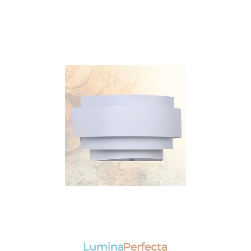 Lampă de perete
