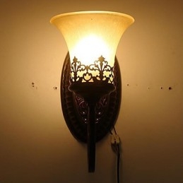 Europa Tip Restaurare Căi Vechi Fier forjat Dormitor Lampă de perete din sticlă